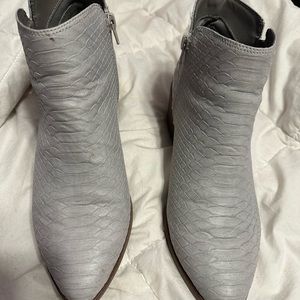 Light grey ankle boots